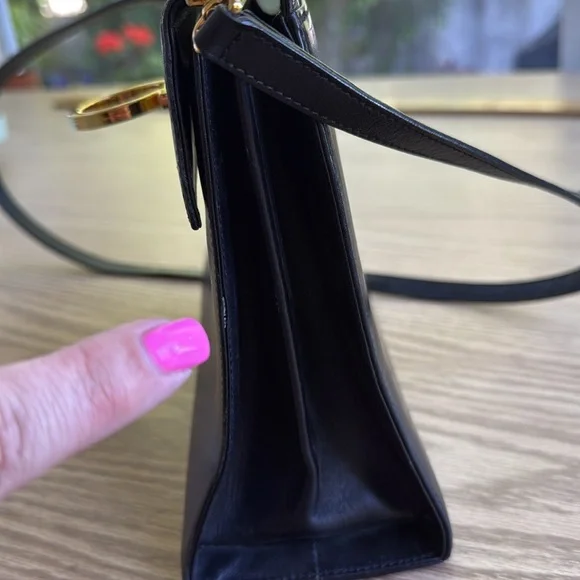 Salvatore Ferragamo Gancini leather 2-way Kelly shoulder bag - Picture 10 of 16